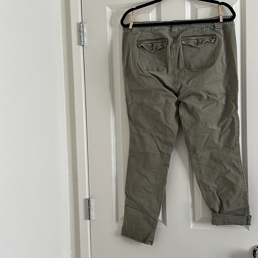 Torrid - Picture 2 of 2